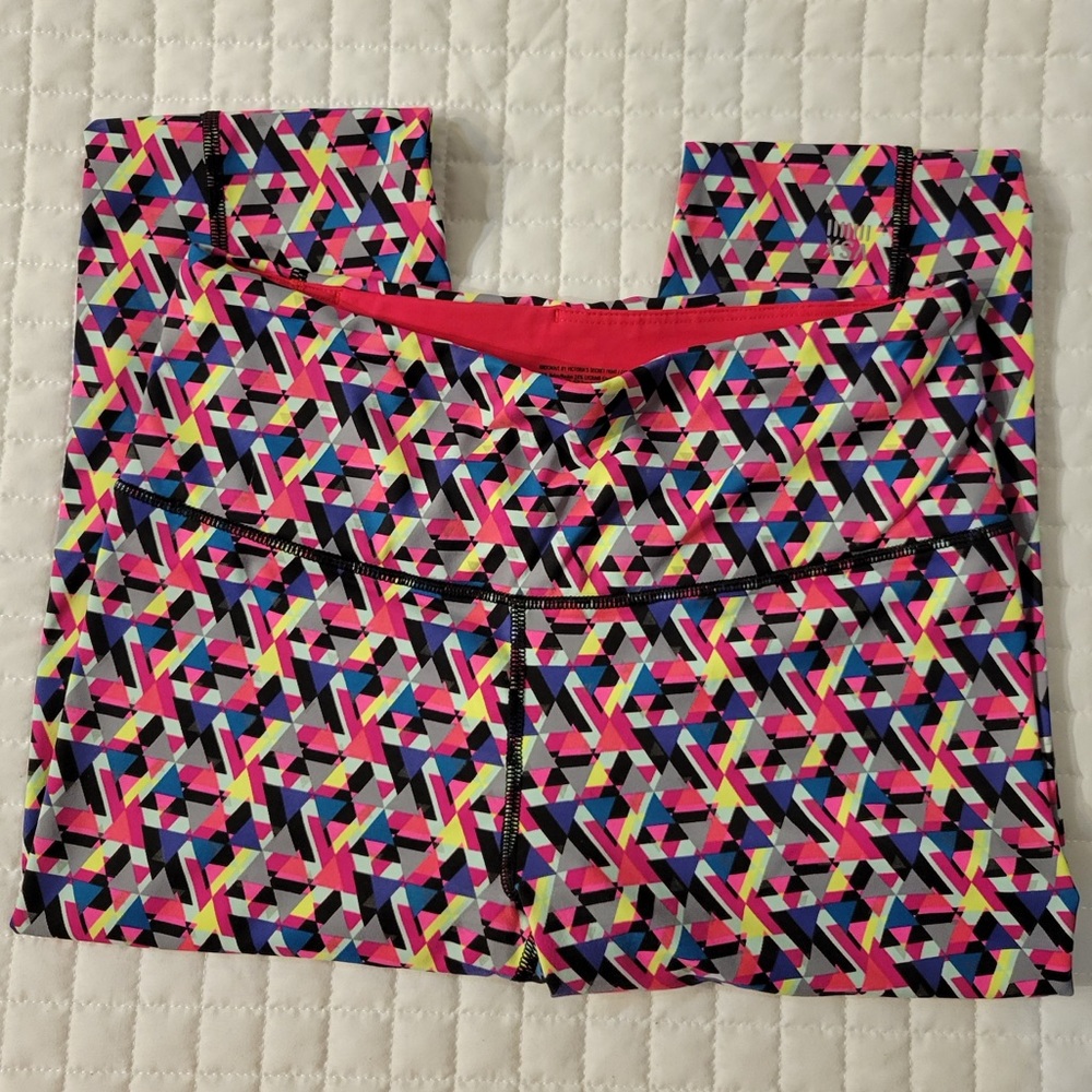 Victoria's Secret VSX Sport Geometric Leggings Colorful Athletic Loungewear Cute